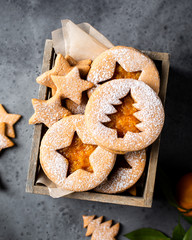 Fototapeta premium Christmas gingerbread cookies with tangerine jam
