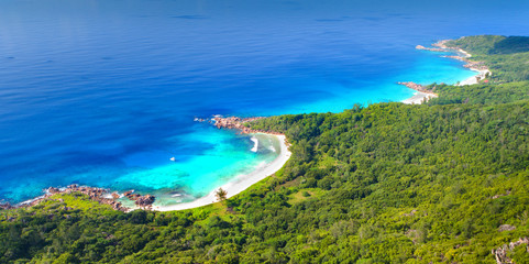 Insel im Paradies © Jenny Sturm