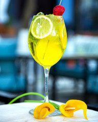 lemonade with ice and lemon slices