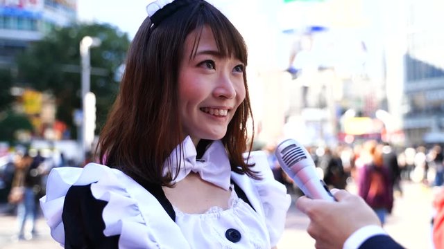 インタビュー　メイド服の女性　渋谷