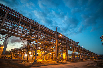 oil and gas processing launchers and pipes _