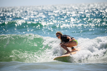 Surferin in Portugal
