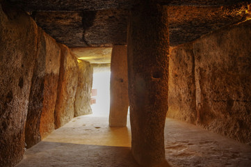 メンガ・ドルメン