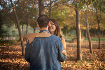 Fototapeta premium man is proposing to beautiful girl