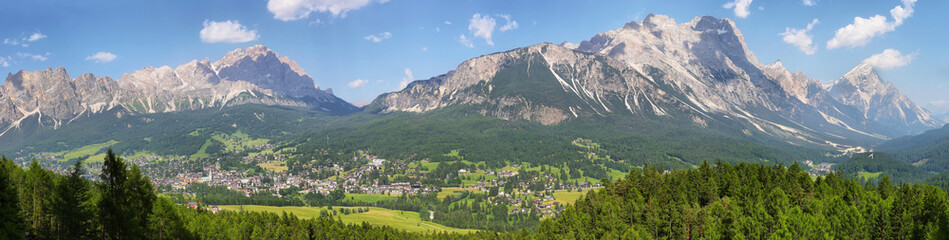 Fototapeta na wymiar Cortina d'Ampezzo town panoramic view with alpine green landscape, South Tyrol, Italy.