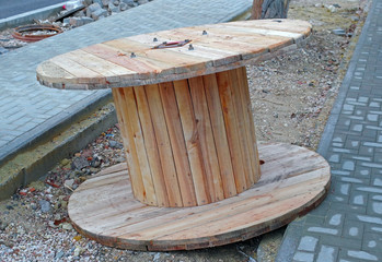 the Wooden cable coil