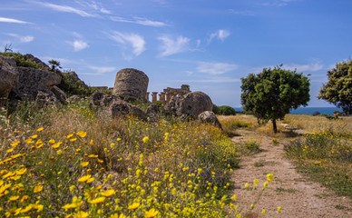 Selinunt Antic Greek City © olakamyk