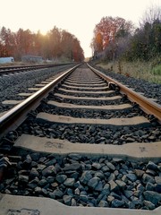 Bahngleise im Abendlicht