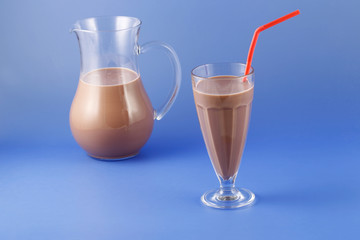 chocolate milkshake, sweet drink made with cow's milk.
