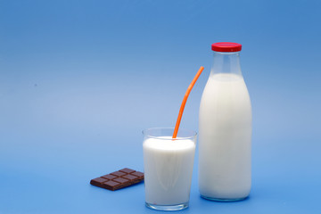 Bottle of milk, cow.