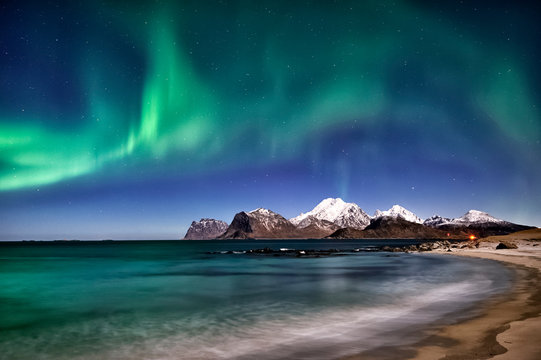 Northern lights at Stor Sandnes beach, Flakstad, Lofoten, Nordland, Norway