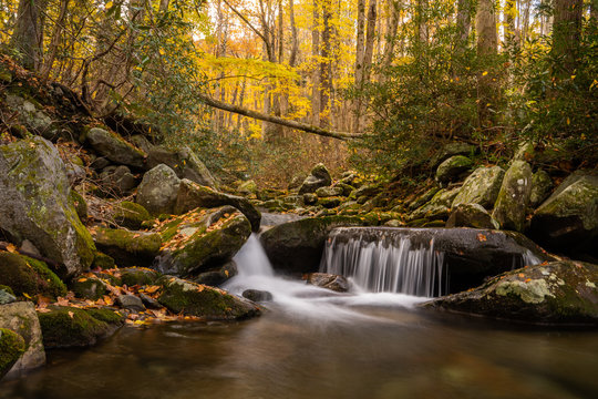 Smoky Mountains Landscape In Gatlinburg, Tennessee. An Autumn Landscape With Oak Trees And A Pond