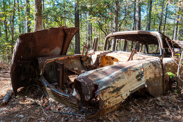 Fototapeta premium abandoned old car