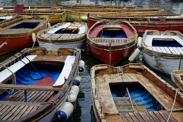 Fototapeta na wymiar Barques de pêche à Naples