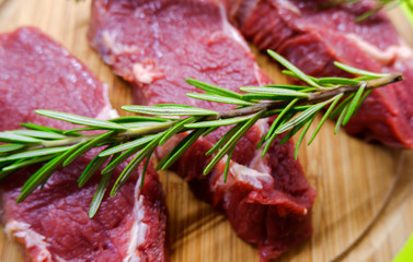 beef, food, steak, meat, grilled, barbecue, sirloin, rosemary, fillet, meal, cut, background, tenderloin, roasted, grill, red, ribeye, pepper, beefsteak, bbq, wooden, dinner, roast, cooking, dark, ing