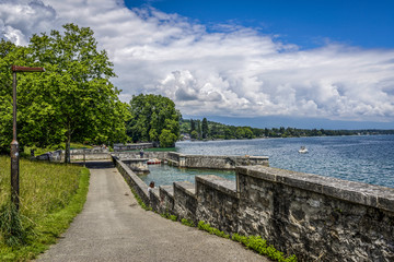 Obraz premium Balade le long du lac 