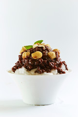 Sweet red beans and chestnuts shaved ice 