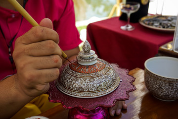 Hand-painted Thai Benjarong porcelain bowl and lid