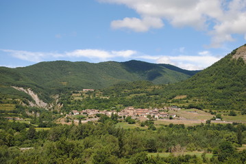 Fototapeta na wymiar Village at the mountains