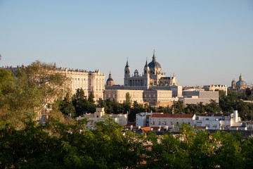 Fototapeta na wymiar Cathedral and Royal Palace, Madrid