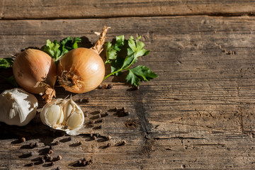 nion heads, heads of garlic and pepper