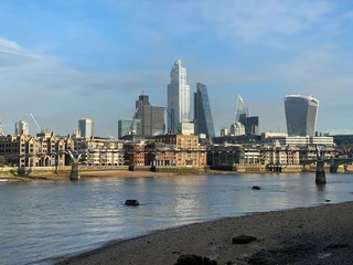 Fototapeta premium view of the city beyond Millennium Bridge London
