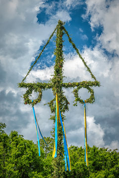 Helsingborg Sofiero Midsummer Pole