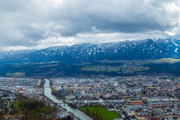 Fototapeta na wymiar Blick über Innsbruck 