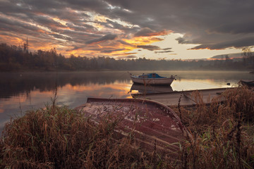 jezioro i łodzie © kamil