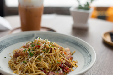 Pasta Stir Fried with Bacon