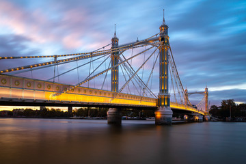 Fototapeta na wymiar The Albert Bridge in London at nightfall