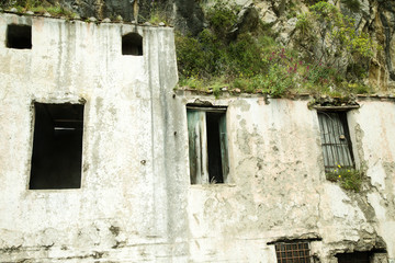  Abandoned House in Italy