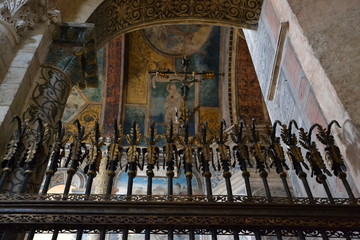 frescoes on the ceiling of the altar and a decorated partition separating the altar of the Basilica of Saint-Sernin in Toulouse