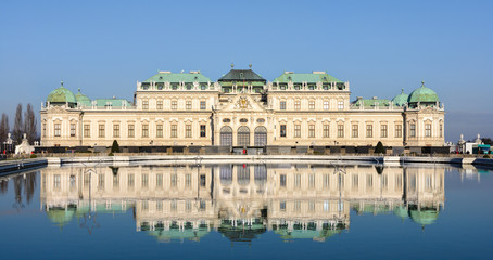 The Belvedere Palace in Vienna is located in Landstrasse, the third district of the city, southeast of the center. Museum One of the first public museums in the world. - obrazy, fototapety, plakaty