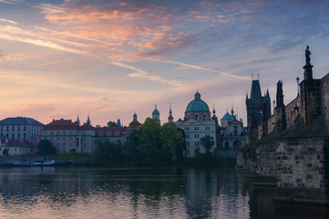 Obraz na płótnie Canvas Historic Prague cityscape with beautiful sunrise sky above