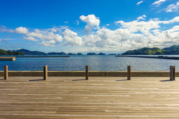 Fototapeta na wymiar 日本海の青海島を一望出来るテラス