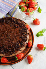 Chocolate cake with strawberries