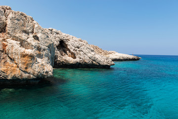 Obraz premium beautiful seascape with views of the azure sea and cliffs. without people