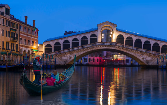 Gondola near Rialto Bridge in Venice, Italy © muratart