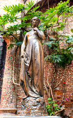 Juliet statue in Verona