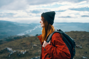 Fototapeta na wymiar woman in mountains