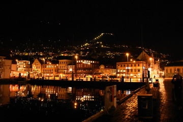 Obraz premium Ciudad nocturna