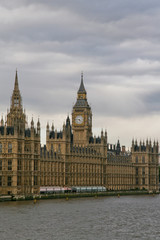 Fototapeta premium View of Big Ben from the Thames