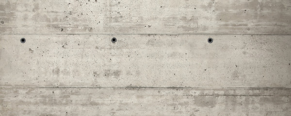 grey concrete wall.