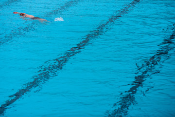 Hier steht die Überschrift - Hier steht die Caption. Stadt, Land, XX.XX.20XX. Benjamin B. Stoess (boess)