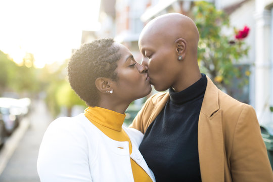 Black women women kissing black Black Women