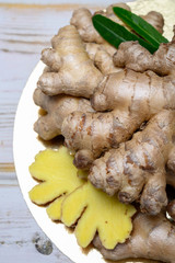 Fresh gember roots used for cooking and medicine