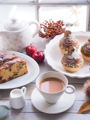 かわいいモンブランタルトでティータイム