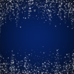 Obraz premium Beautiful snowfall Christmas background. Subtle fl