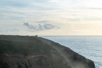 Fototapeta na wymiar Die wilde Küste am Cabo Espichel nahe Sesimbra, Portugal